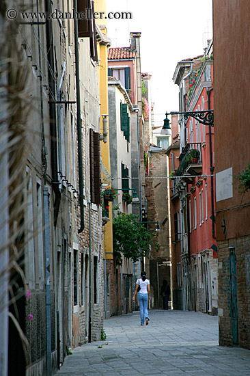 woman-walking-in-alley.jpg