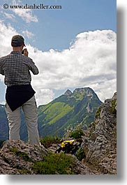 images/Europe/Poland/Hikers/viewing-mountain-2.jpg