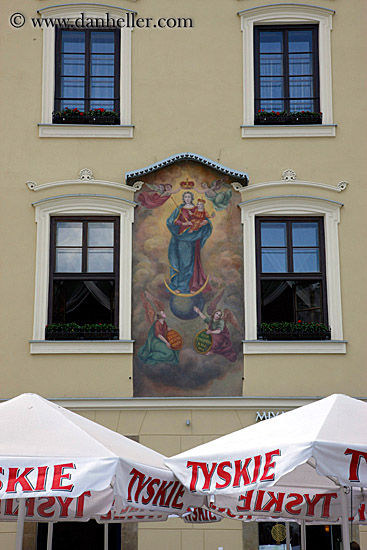 madonna-n-jesus-baby-fresco-n-windows.jpg