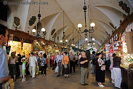 vendor-hall-1.jpg