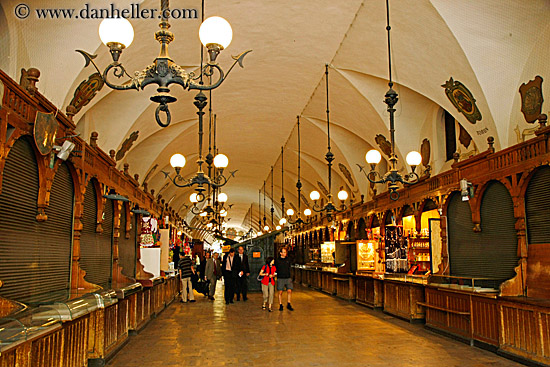 vendor-hall-2.jpg