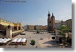 images/Europe/Poland/Krakow/Churches/BasilicaVirginMary/basilica-of-the-virgin-mary-n-square-2.jpg