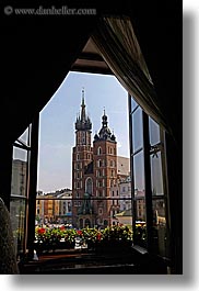 images/Europe/Poland/Krakow/Churches/BasilicaVirginMary/basilica-of-the-virgin-mary-thru-window.jpg