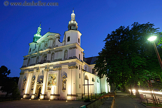 church-at-nite-w-light-streaks.jpg