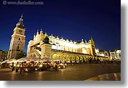 images/Europe/Poland/Krakow/ClockTower/clock_tower-n-square-nite-3.jpg