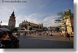 images/Europe/Poland/Krakow/ClockTower/clock_tower-n-square.jpg