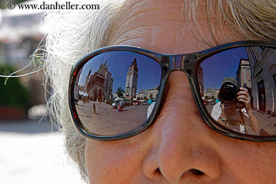 clock_tower-reflection-in-sunglasses.jpg