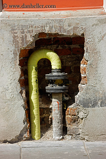 exposed-pipe-2.jpg