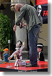 images/Europe/Poland/Krakow/People/Puppeteer/puppeteer-n-elvis-3.jpg