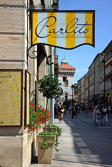 carlito-restaurant-1.jpg