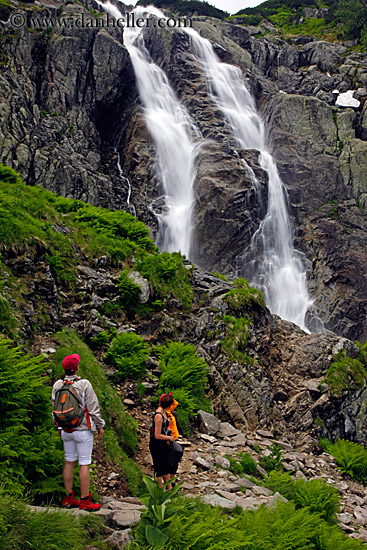 women-looking-at-waterfall-2.jpg