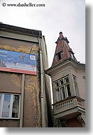 images/Europe/Poland/Zakopane/Buildings/colliding-bldgs.jpg