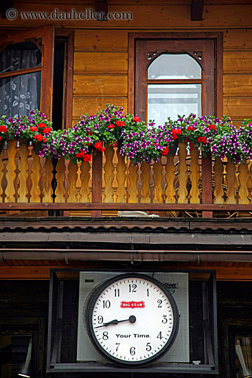 flowers-n-clock.jpg
