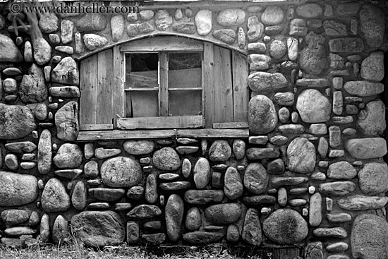 stone-wall-n-window-1-bw.jpg