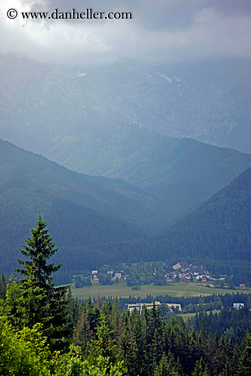 valley-n-mtns-2.jpg