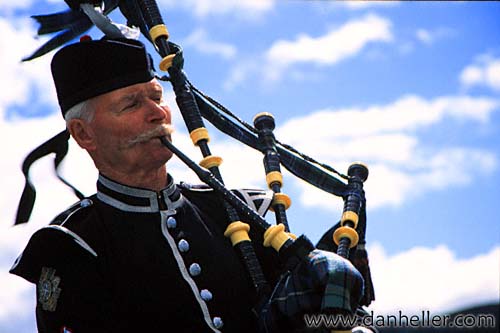 bagpipes-a.jpg