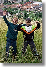 images/Europe/Slovakia/Kids/gypsy-children-4.jpg