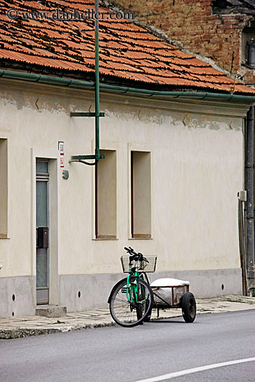 green-bicycle.jpg