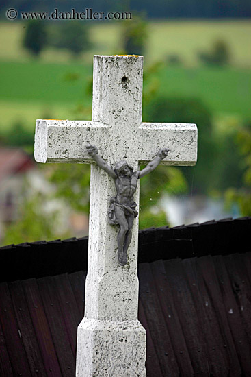 jesus-on-cross.jpg