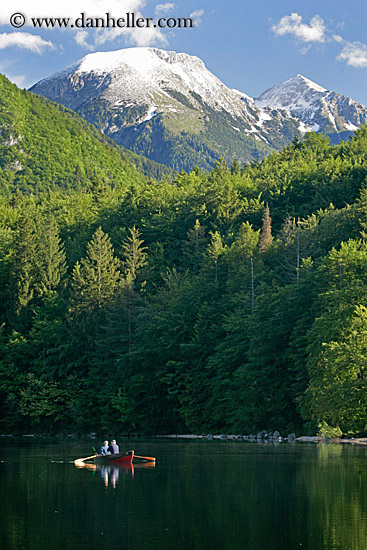 lake-canoe-fishermen-04.jpg