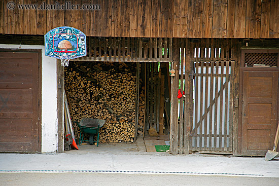 barn-n-basketball-hoop.jpg