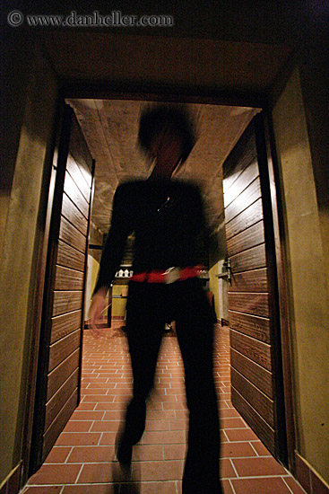 leaving-a-room-5.jpg