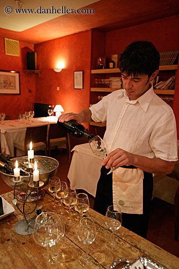 valter-preparing-wine-3.jpg