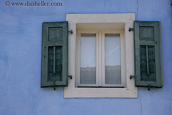window-n-blue-wall-1.jpg