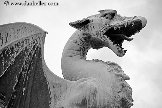 dragon-sculpture-4.jpg