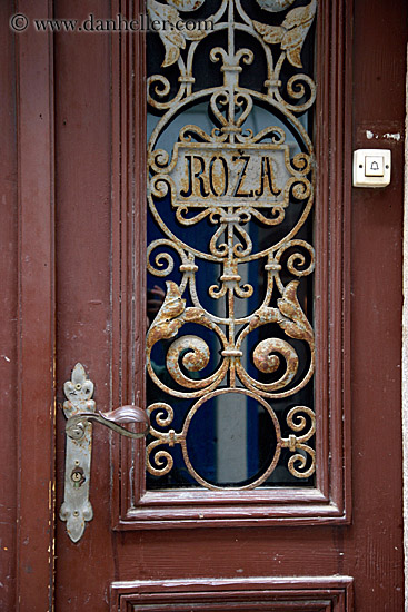 roza-door-n-handle.jpg