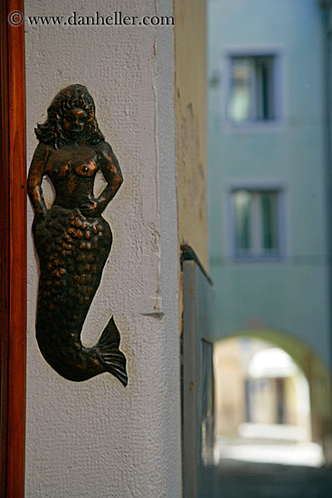 mermaid-door-ornament.jpg