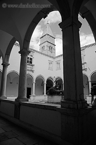 franciscan-monastery-2.jpg