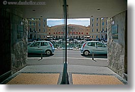 images/Europe/Slovenia/Pirano/Misc/car-reflections-2.jpg