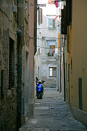 blue-motorcycle.jpg