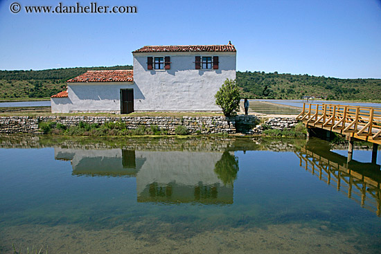 salt-workers-house.jpg