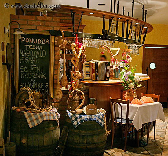 amadeus-restaurant-3.jpg