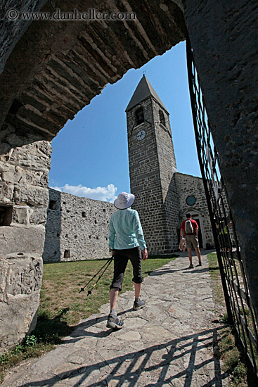 entering-gate-to-bell_tower-2.jpg