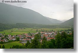 europe, horizontal, mountains, scenics, slovenia, towns, valley, photograph