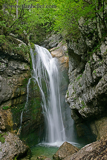 waterfall.jpg