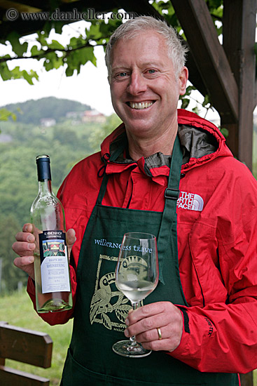 richard-n-white_wine-3.jpg