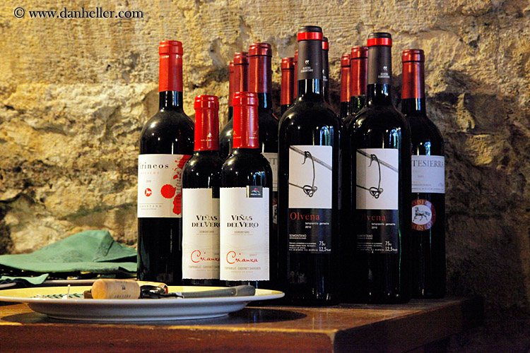 wine-bottles-01.jpg