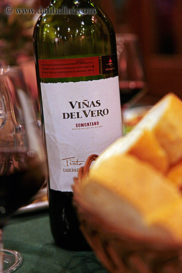 vinas-del-vero-red-wine-01.jpg