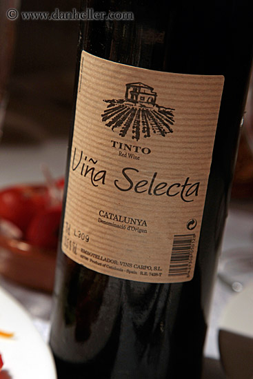 catalonia-red-wine-02.jpg