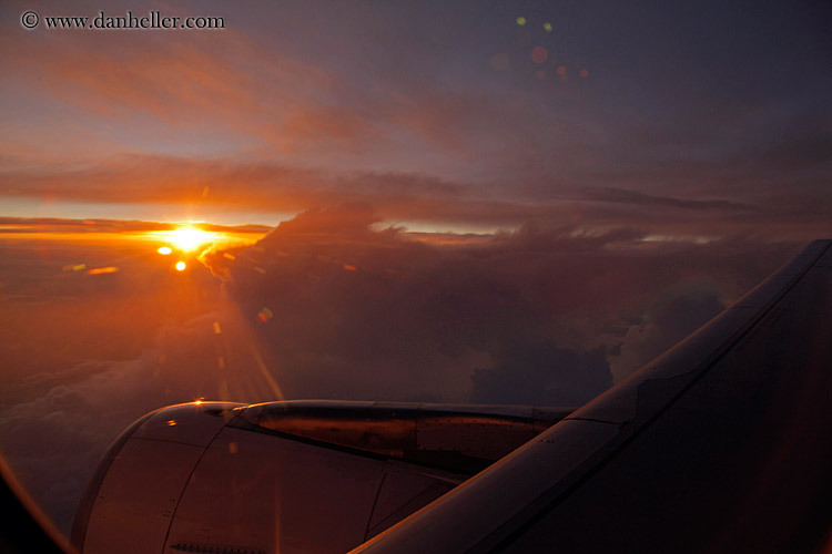 sunset-from-plane-05.jpg