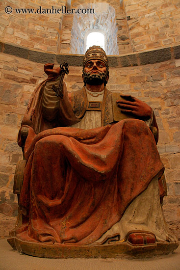 king-statue.jpg