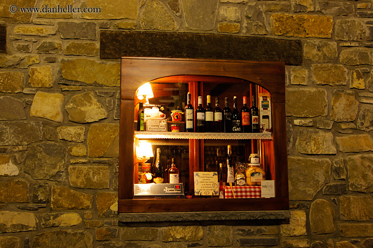 night-wine-in-window-01.jpg