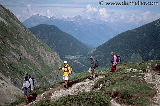 col-de-balme-hike.jpg