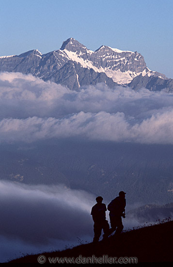 hiker-silhouettes-2.jpg