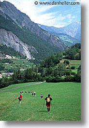 images/Europe/Switzerland/Hikers/hikers-0004.jpg