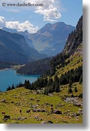 images/Europe/Switzerland/Kandersteg/LakeOeschinensee/hiking-by-mtns-07.jpg